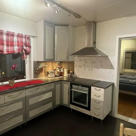 Apartamento Spacious Apartment, 15 Min Walk To Center Tromsø